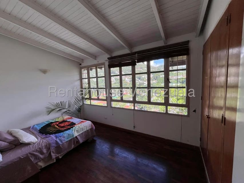 Casa (Multipes Niveles) en Venta en Prados del Este, Distrito Metropolitano - 38