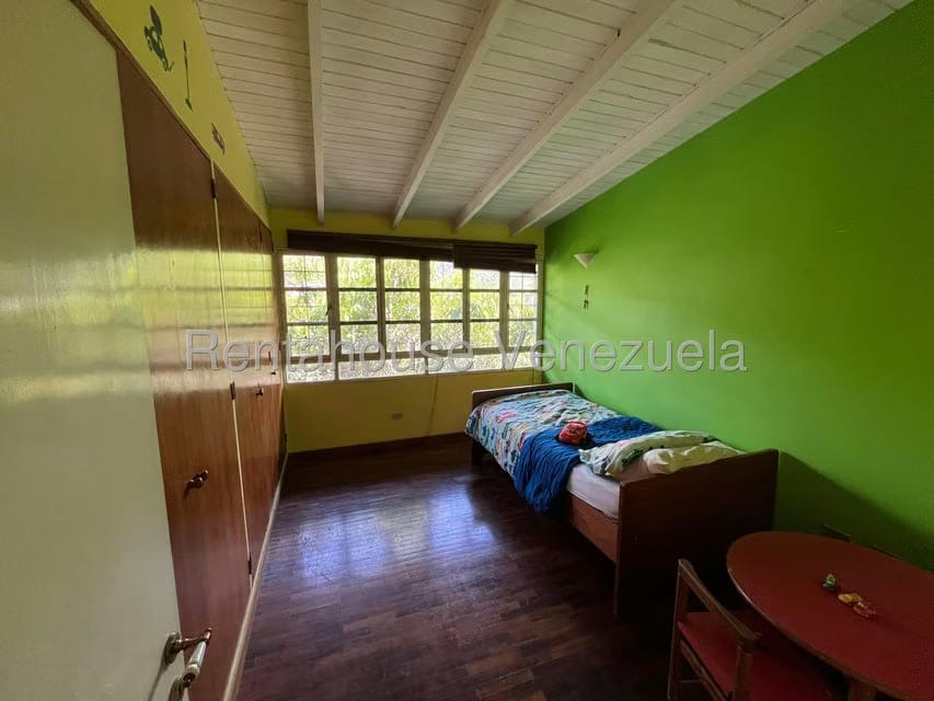 Casa (Multipes Niveles) en Venta en Prados del Este, Distrito Metropolitano - 40