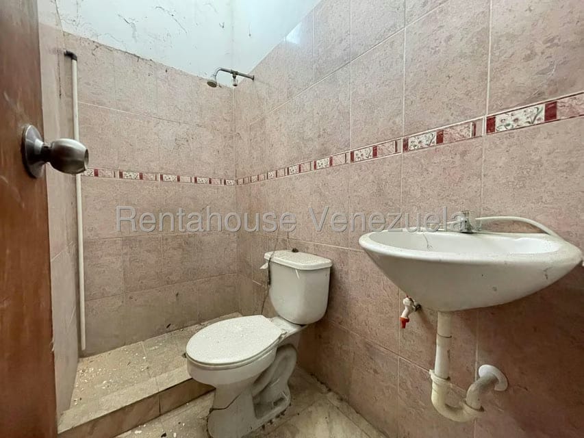 Comercial (Local Comercial) en Venta en Santa Rosa, Aragua - 32