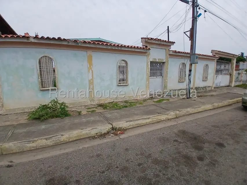 Casa (Multipes Niveles) en Venta en Plaza Alonso, Zulia