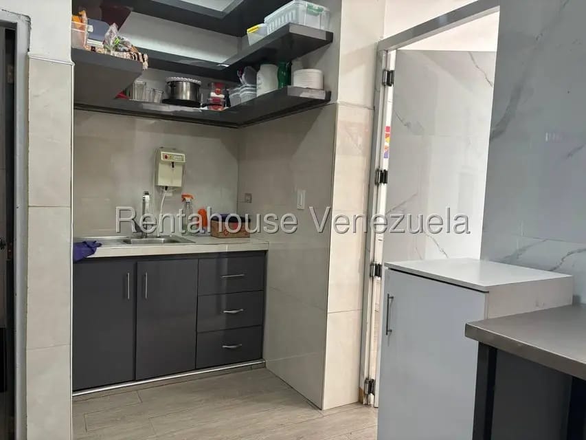Comercial (Local Comercial) en Alquiler en Zona Oeste, Lara - 9