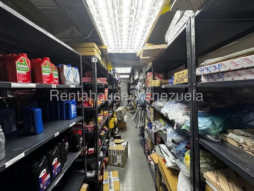 Comercial (Local Comercial) en Alquiler en El Bosque, Distrito Metropolitano - 12