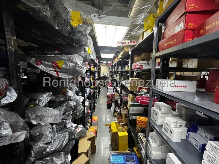 Comercial (Local Comercial) en Alquiler en El Bosque, Distrito Metropolitano - 13