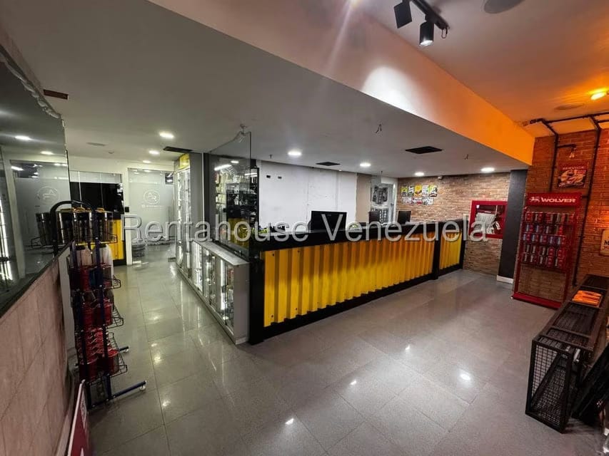 Comercial (Local Comercial) en Alquiler en El Bosque, Distrito Metropolitano - 4