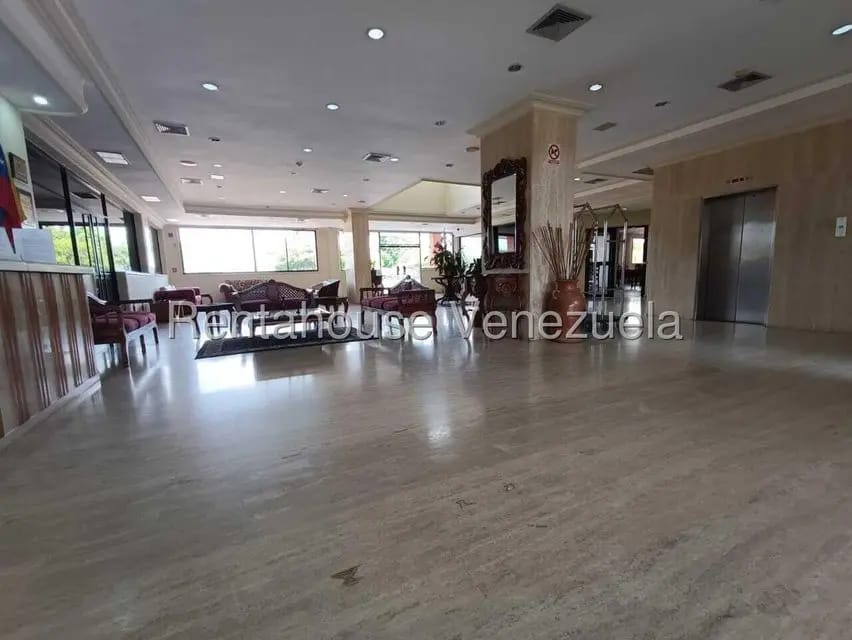 Comercial (Edificio) en Venta en Maturin, Monagas - 2