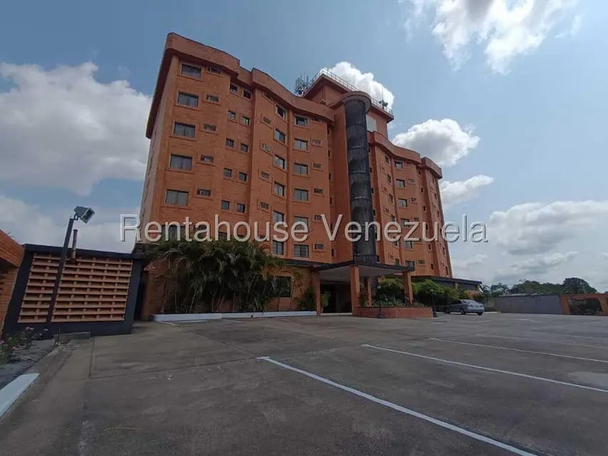 Comercial (Edificio) en Venta en Maturin, Monagas - 14