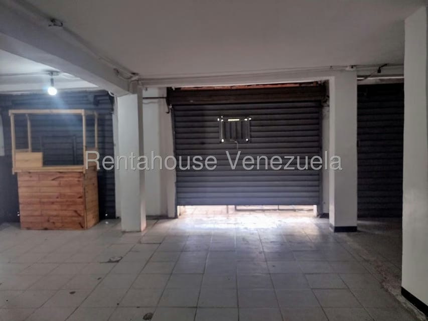 Comercial (Local Comercial) en Venta en Catia, Distrito Metropolitano - 6