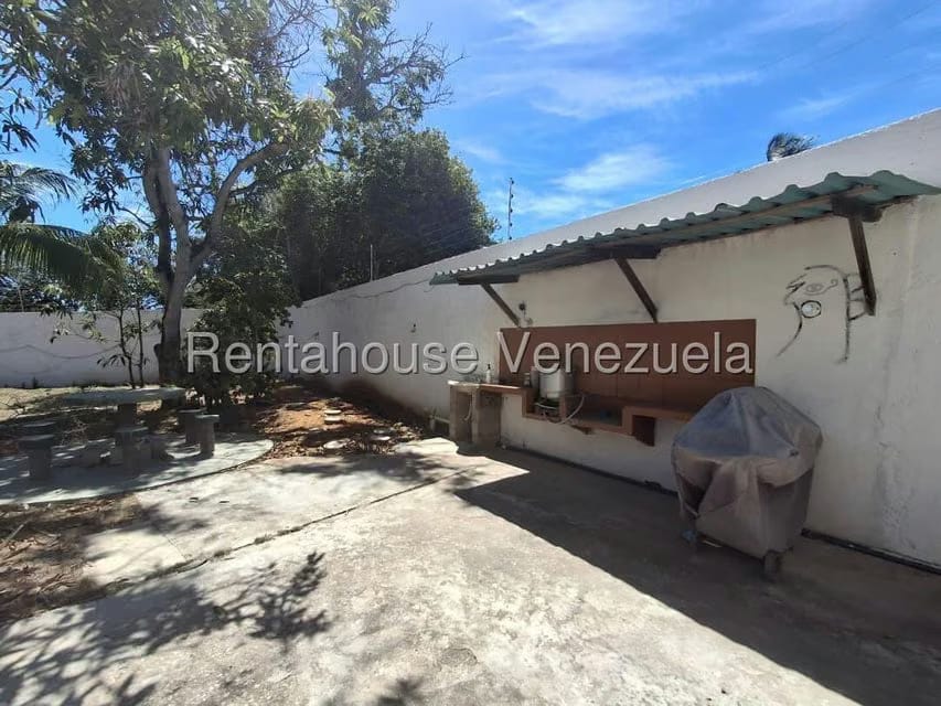Casa (1 Nivel) en Venta en Playa El Agua, Nueva Esparta - 15