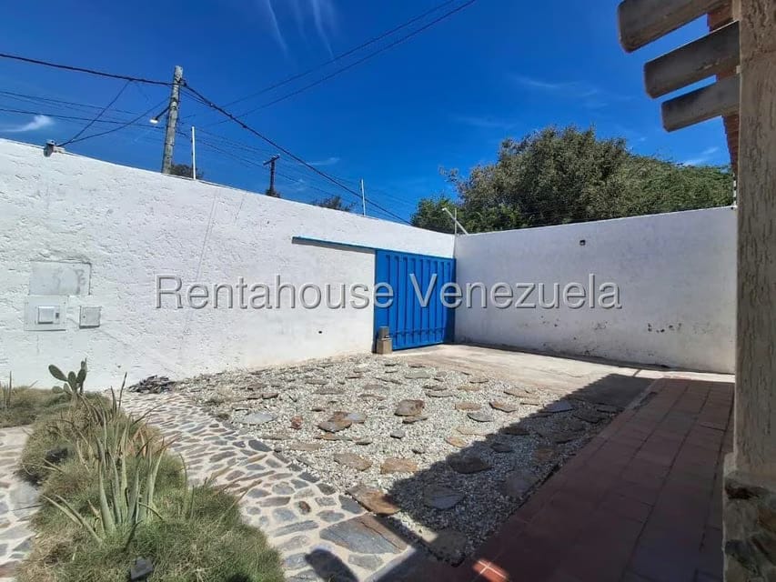 Casa (1 Nivel) en Venta en Playa El Agua, Nueva Esparta - 10