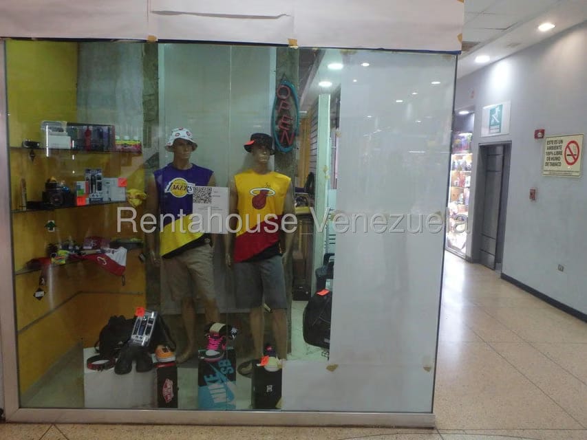 Comercial (Local Comercial) en Alquiler en San Bernardino, Distrito Metropolitano - 2