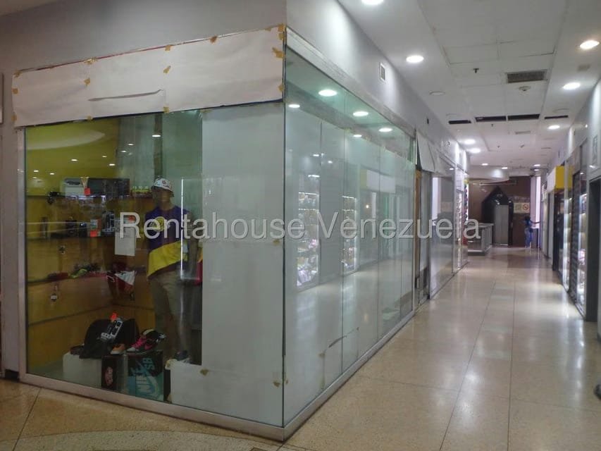 Comercial (Local Comercial) en Alquiler en San Bernardino, Distrito Metropolitano - 12