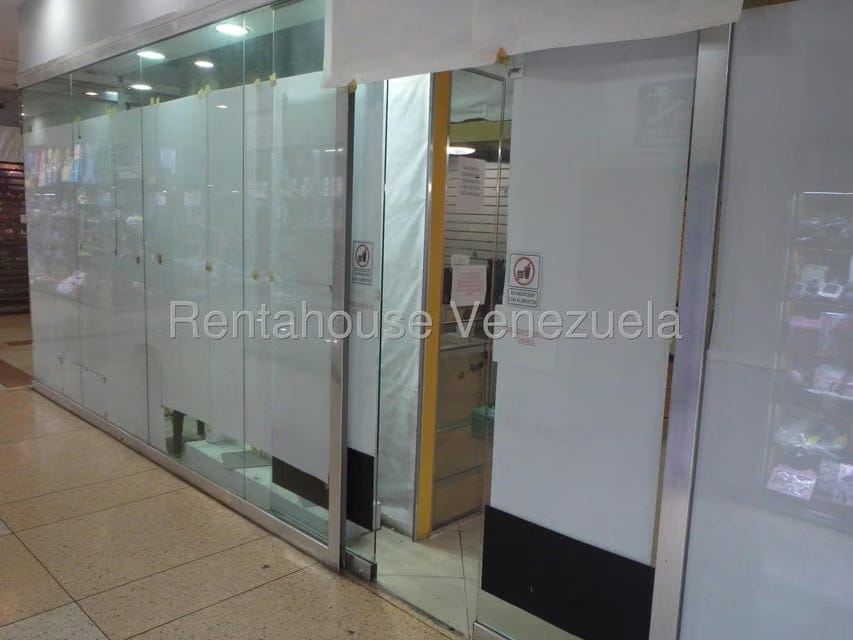 Comercial (Local Comercial) en Alquiler en San Bernardino, Distrito Metropolitano - 3
