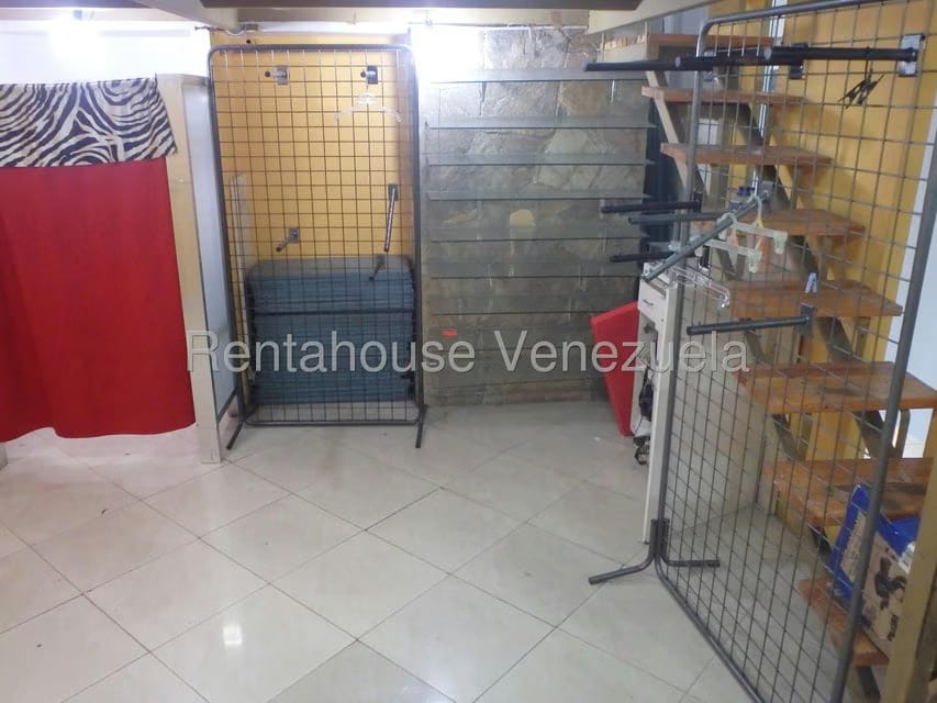 Comercial (Local Comercial) en Alquiler en San Bernardino, Distrito Metropolitano - 7