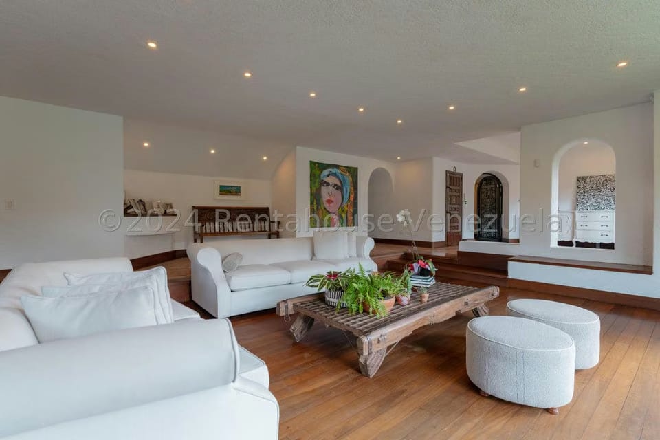 Apartamento (1 Nivel) en Venta en Colinas del Tamanaco, Distrito Metropolitano - 6