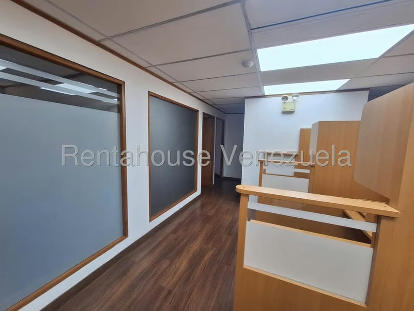 Comercial (Oficina) en Alquiler en Chuao, Distrito Metropolitano - 6