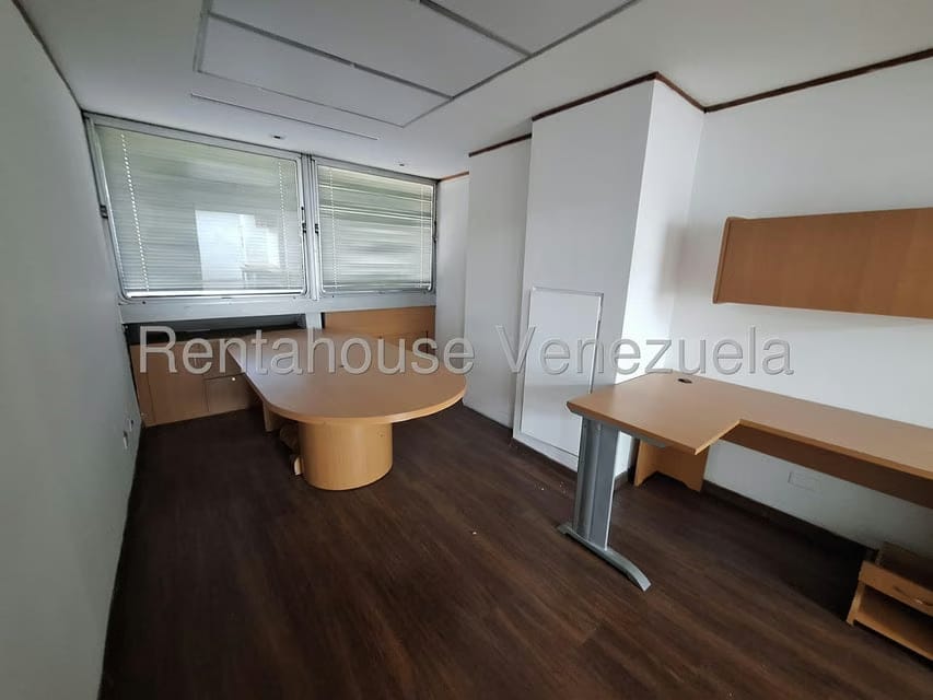 Comercial (Oficina) en Alquiler en Chuao, Distrito Metropolitano - 8