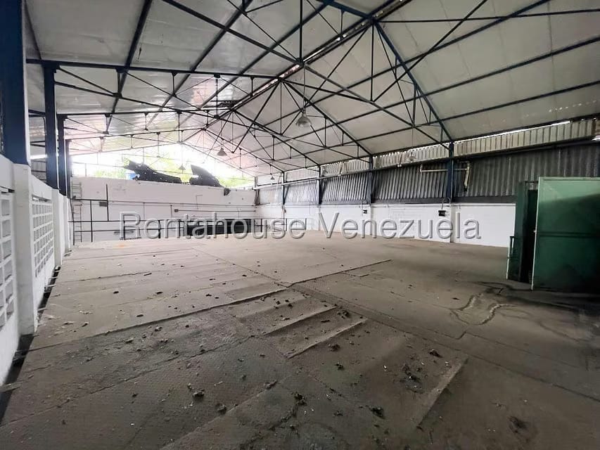 Comercial (Galpon - Deposito) en Venta en Guarenas, Miranda - 13