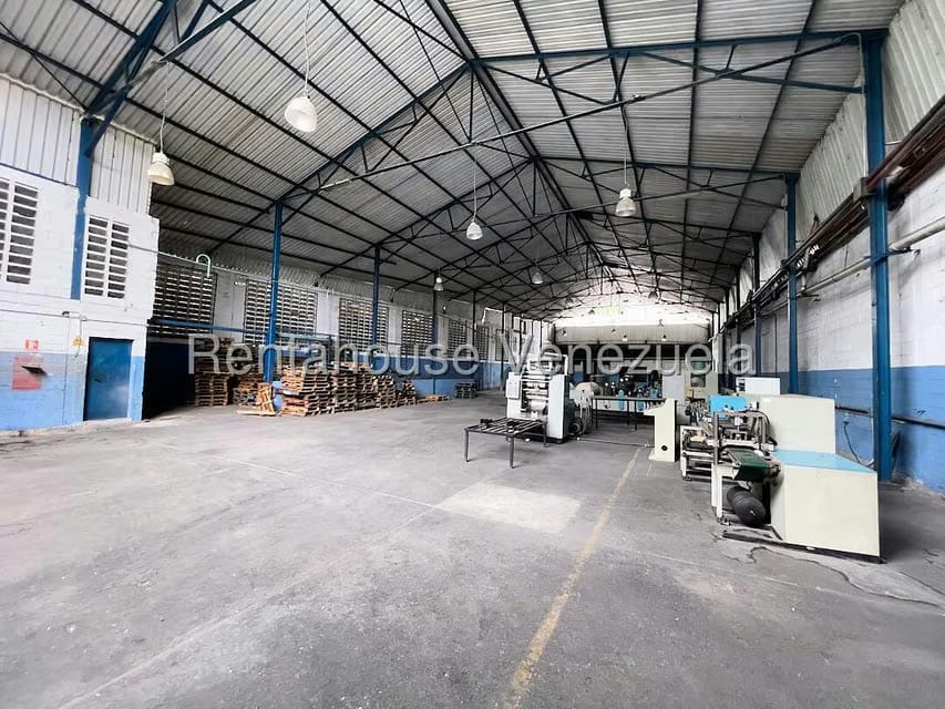 Comercial (Galpon - Deposito) en Venta en Guarenas, Miranda - 3
