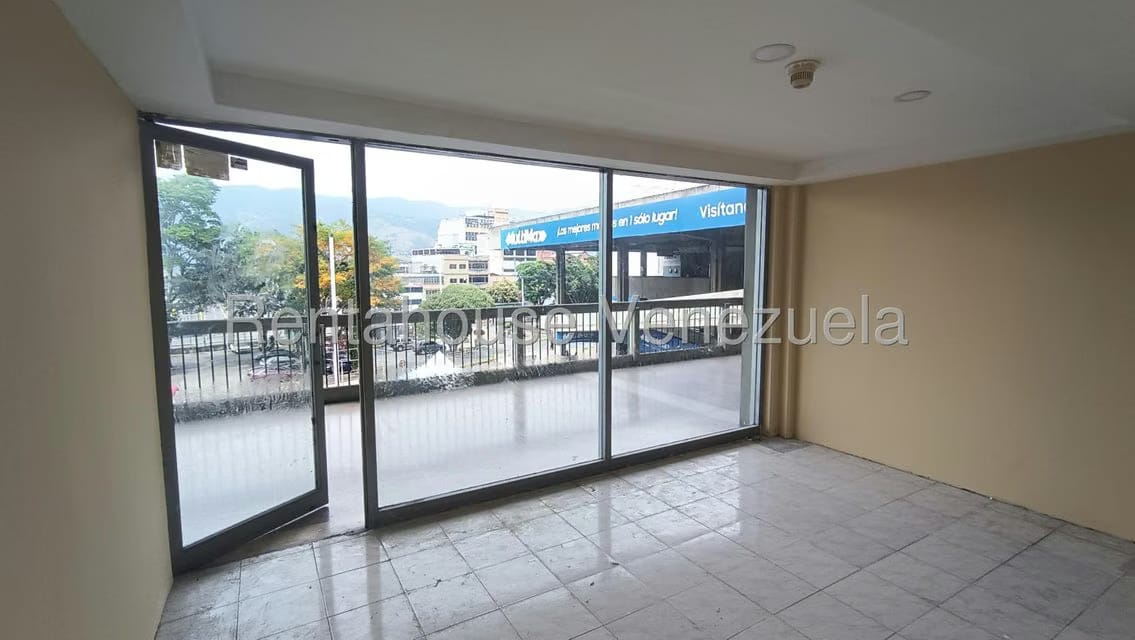 Comercial (Galpon - Deposito) en Alquiler en Propatria, Distrito Metropolitano - 6