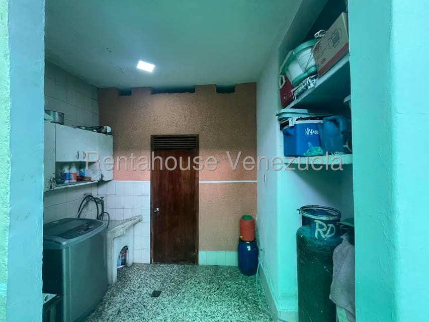 Casa (Multipes Niveles) en Venta en Los Teques, Miranda - 15