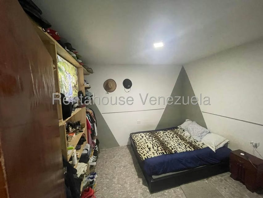Casa (Multipes Niveles) en Venta en Los Teques, Miranda - 23