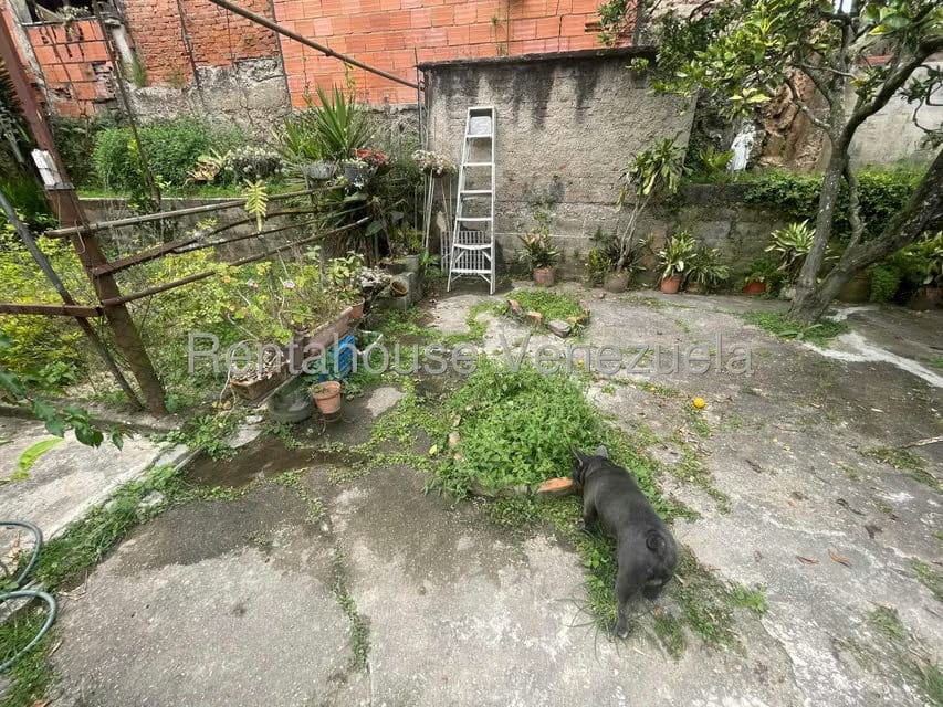 Casa (Multipes Niveles) en Venta en Los Teques, Miranda - 31