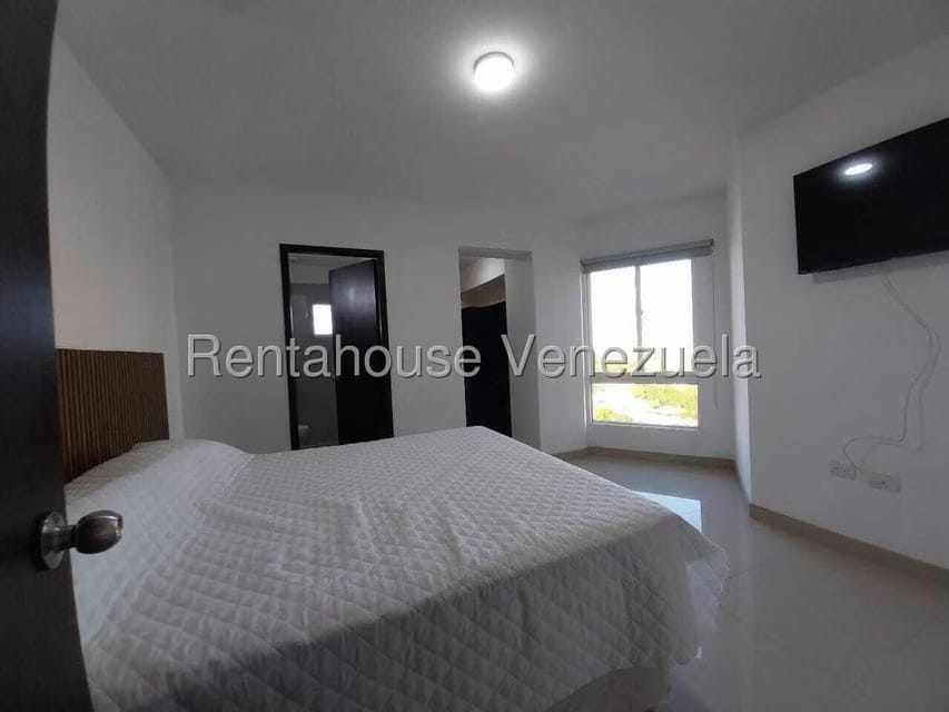Apartamento (1 Nivel) en Alquiler en Avenida Bella Vista, Zulia - 16