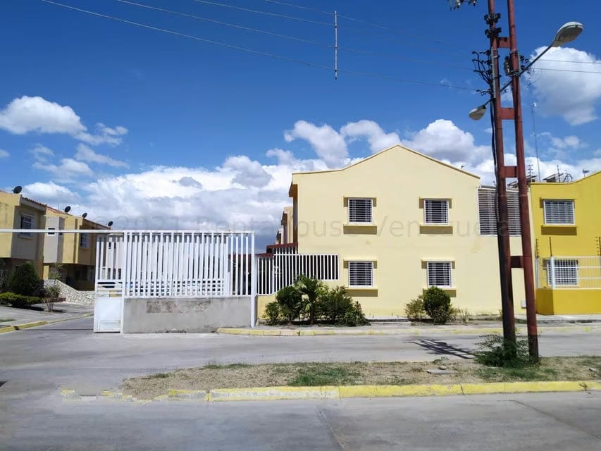 Terreno (Comercial) en Venta en Valle Jardin, Aragua - 11
