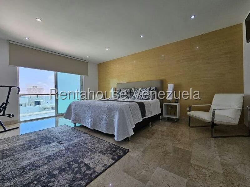 Casa (Duplex) en Venta en Loma Linda, Distrito Metropolitano - 34