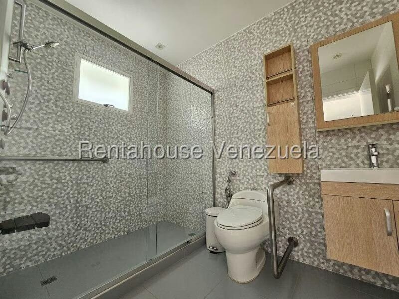 Casa (Duplex) en Venta en Loma Linda, Distrito Metropolitano - 45