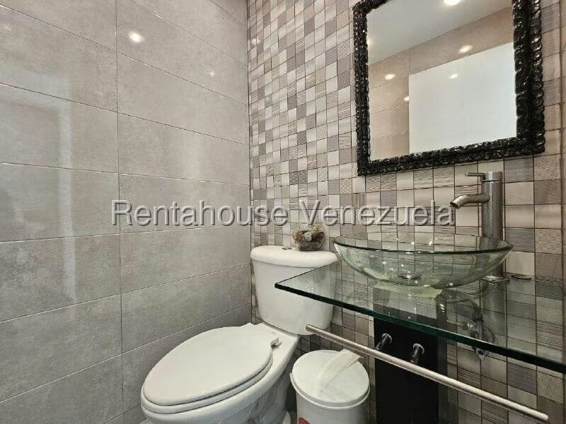 Casa (Duplex) en Venta en Loma Linda, Distrito Metropolitano - 49
