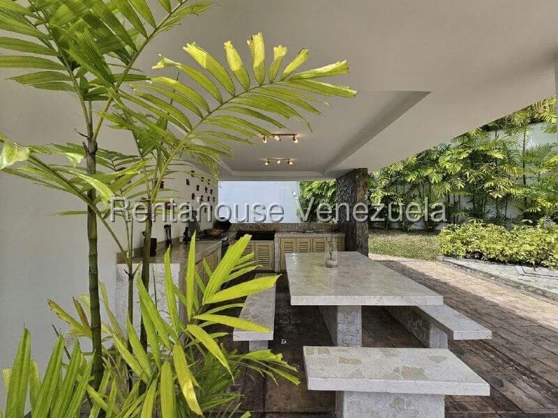 Casa (Duplex) en Venta en Loma Linda, Distrito Metropolitano - 54
