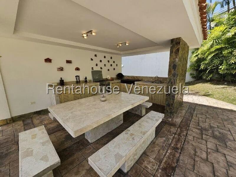 Casa (Duplex) en Venta en Loma Linda, Distrito Metropolitano - 56