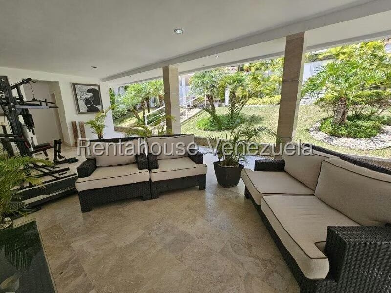 Casa (Duplex) en Venta en Loma Linda, Distrito Metropolitano - 59