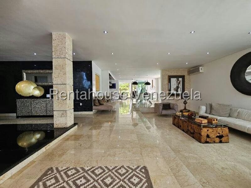 Casa (Duplex) en Venta en Loma Linda, Distrito Metropolitano - 7
