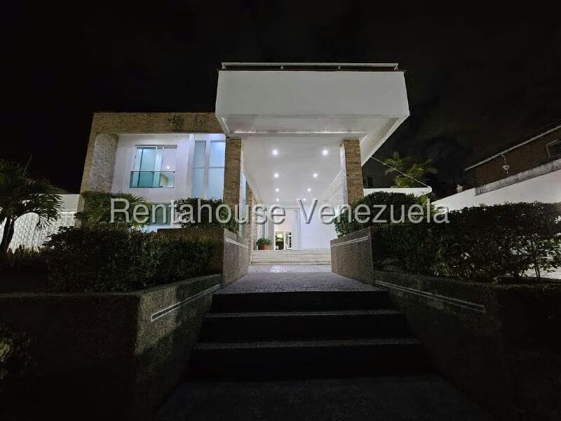 Casa (Duplex) en Venta en Loma Linda, Distrito Metropolitano - 69