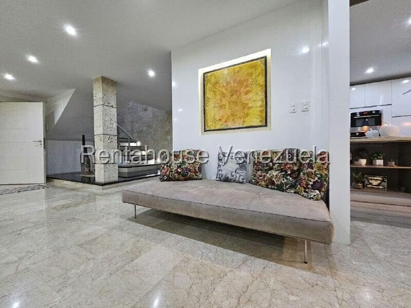 Casa (Duplex) en Venta en Loma Linda, Distrito Metropolitano - 8
