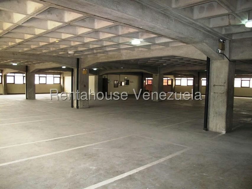 Comercial (Galpon - Deposito) en Alquiler en La Yaguara, Distrito Metropolitano - 12