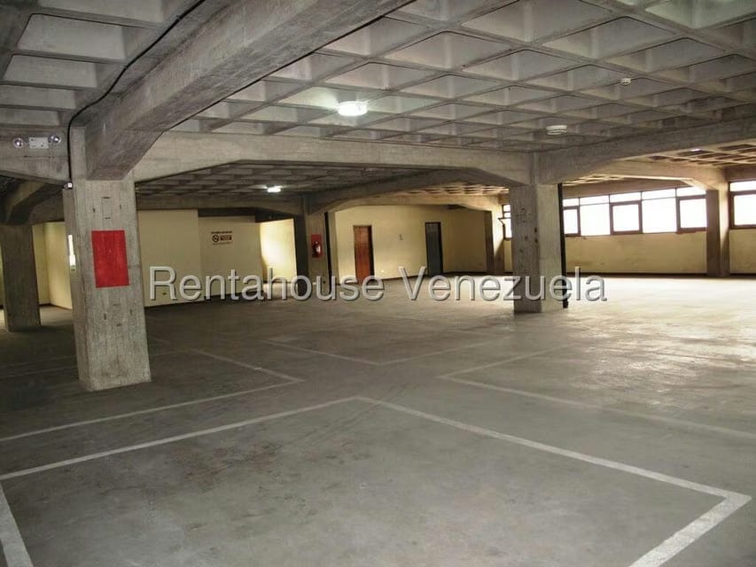 Comercial (Galpon - Deposito) en Alquiler en La Yaguara, Distrito Metropolitano - 4