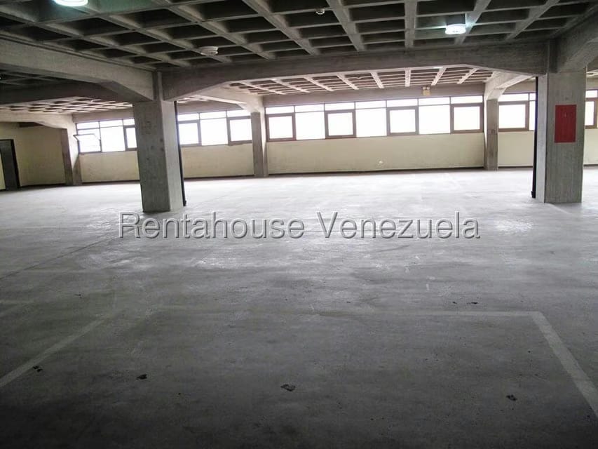 Comercial (Galpon - Deposito) en Alquiler en La Yaguara, Distrito Metropolitano - 5