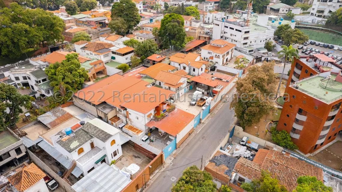 Terreno (Residencial) en Venta en La Florida, Distrito Metropolitano - 4