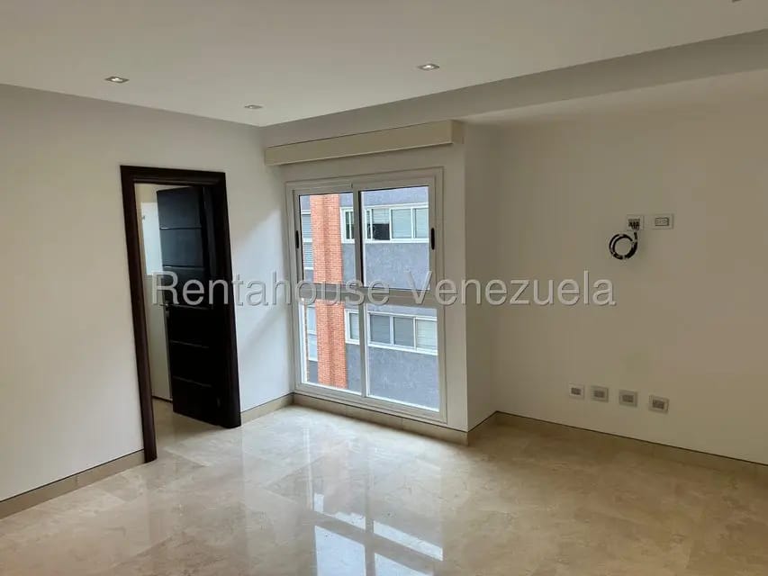 Apartamento (1 Nivel) en Venta en El Hatillo, Distrito Metropolitano - 12