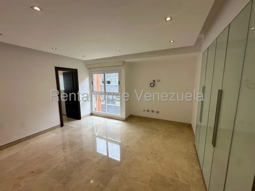 Apartamento (1 Nivel) en Venta en El Hatillo, Distrito Metropolitano - 13
