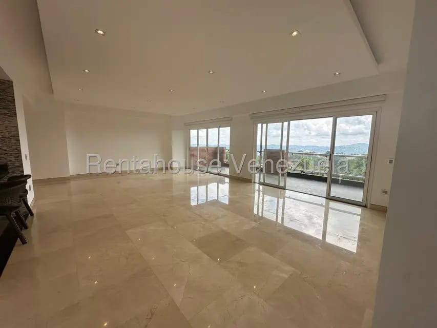 Apartamento (1 Nivel) en Venta en El Hatillo, Distrito Metropolitano - 4