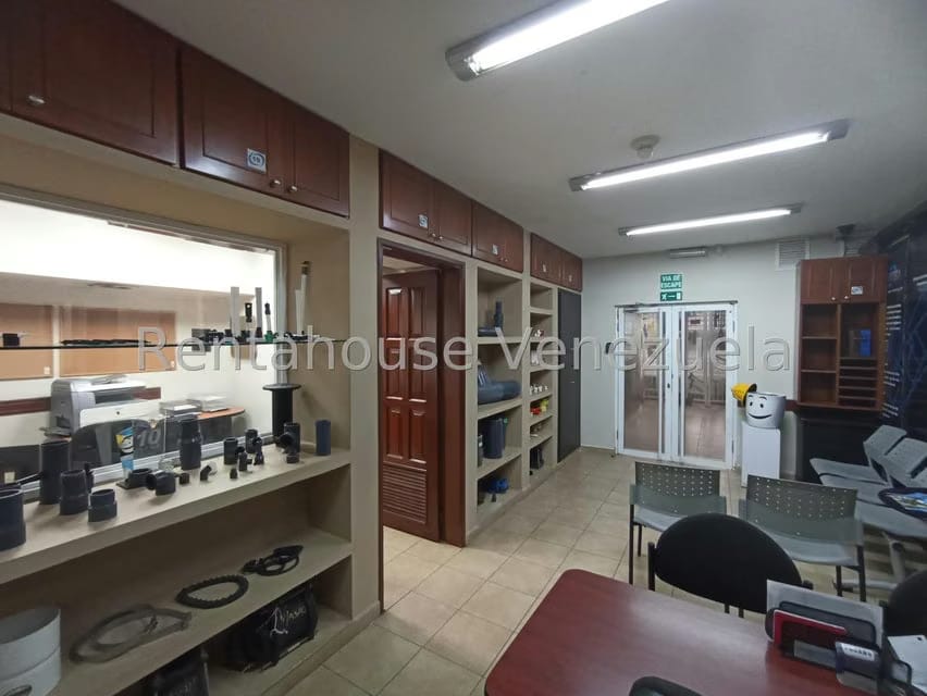 Comercial (Oficina) en Venta en Tierra Negra, Zulia - 14