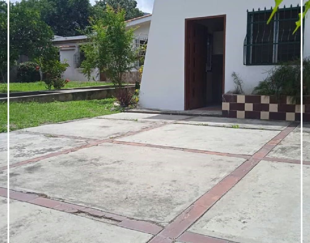 Venta Casa Amplia – El Piñal, El Limón. - 10