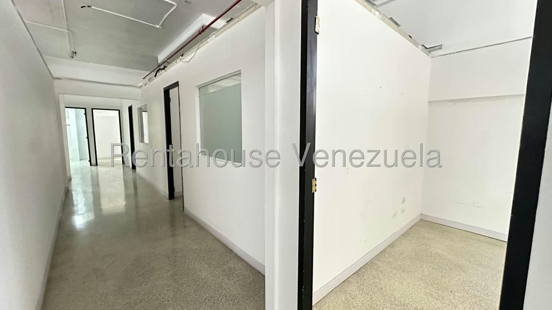 Comercial (Galpon - Deposito) en Alquiler en Boleita Norte, Distrito Metropolitano - 9