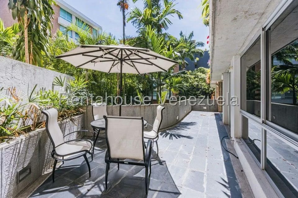 Apartamento (1 Nivel) en Alquiler en Campo Alegre, Distrito Metropolitano - 13