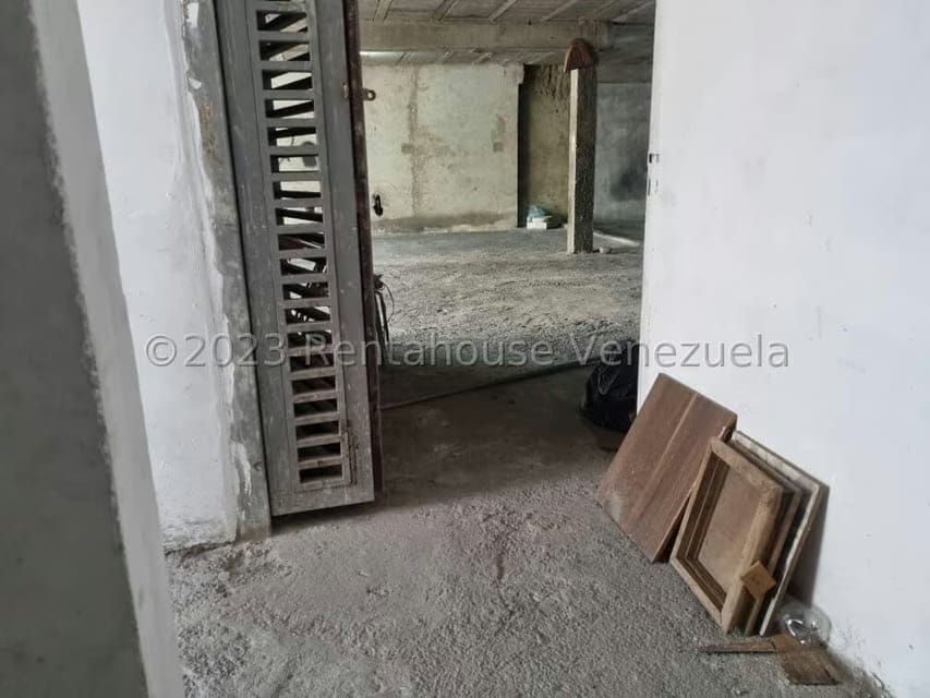 Comercial (Local Comercial) en Alquiler en Zona Este, Lara - 21