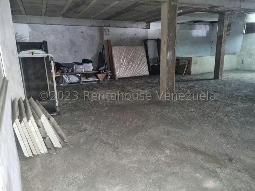 Comercial (Local Comercial) en Alquiler en Zona Este, Lara - 31